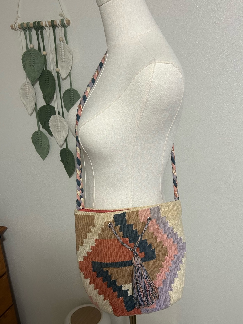 Kiwi - St. Tropez Handwoven Geometric Crossbody Bag in Navy, Rust, Pink, Cream